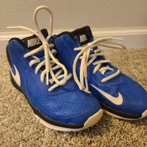 Nike basketball shoes size kids 13